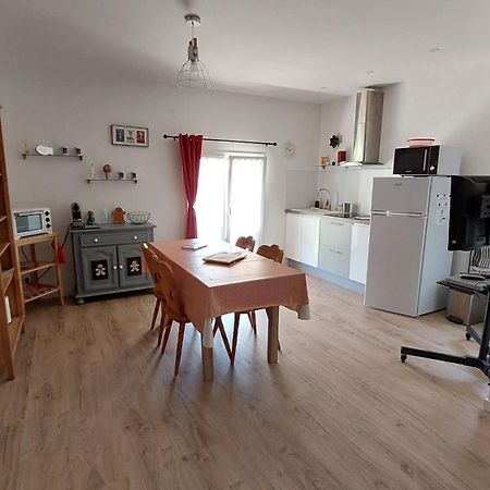 Gite Amanala Poitou Saint-Genest-d'Ambiere Esterno foto