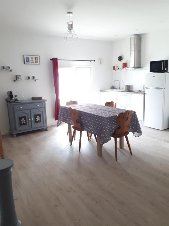 Gite Amanala Poitou Saint-Genest-d'Ambiere Esterno foto