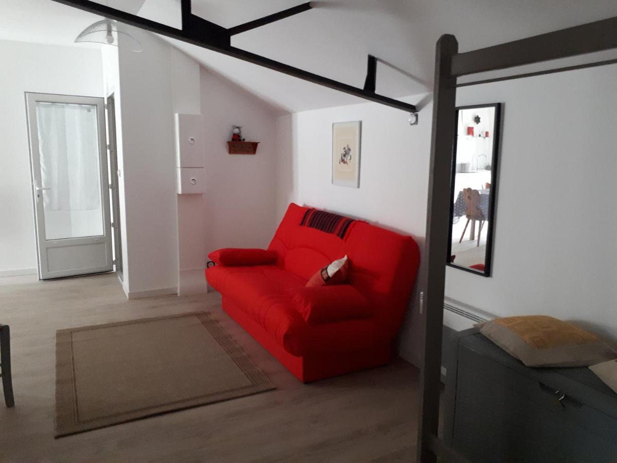 Gite Amanala Poitou Saint-Genest-d'Ambiere Esterno foto